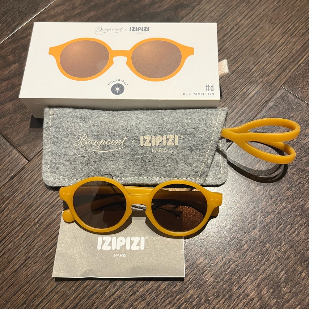 Bonpoint x Izipizi baby sunglasses. 0-9months